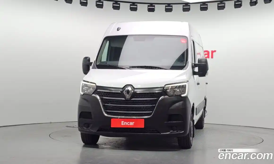 Renault Master 2024 2.3 механика в Москве № 176228, фото 3