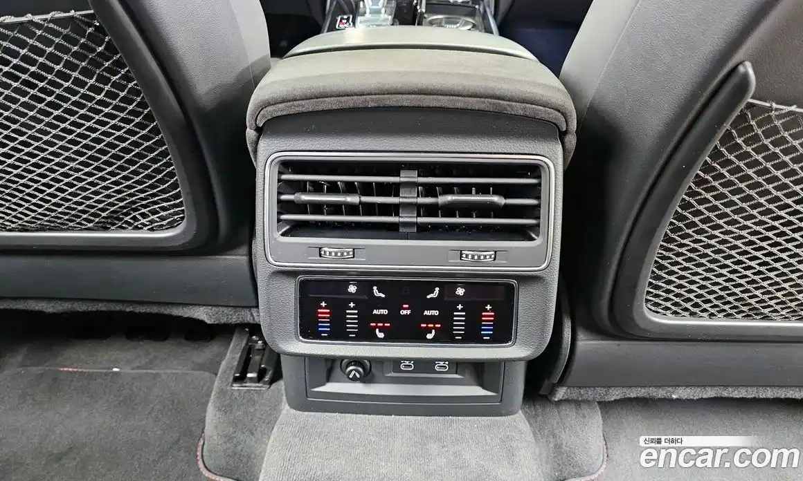 Audi RSQ8 2021 4.0 Автомат в Москве № 196256, фото 18