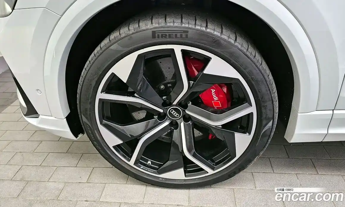 Audi RSQ8 2021 4.0 Автомат в Москве № 196256, фото 5