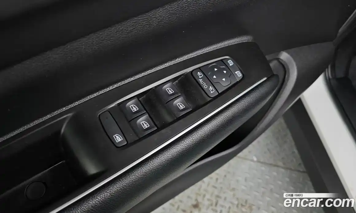 Renault QM6 2022 2.0 гидро в Москве № 223519, фото 19