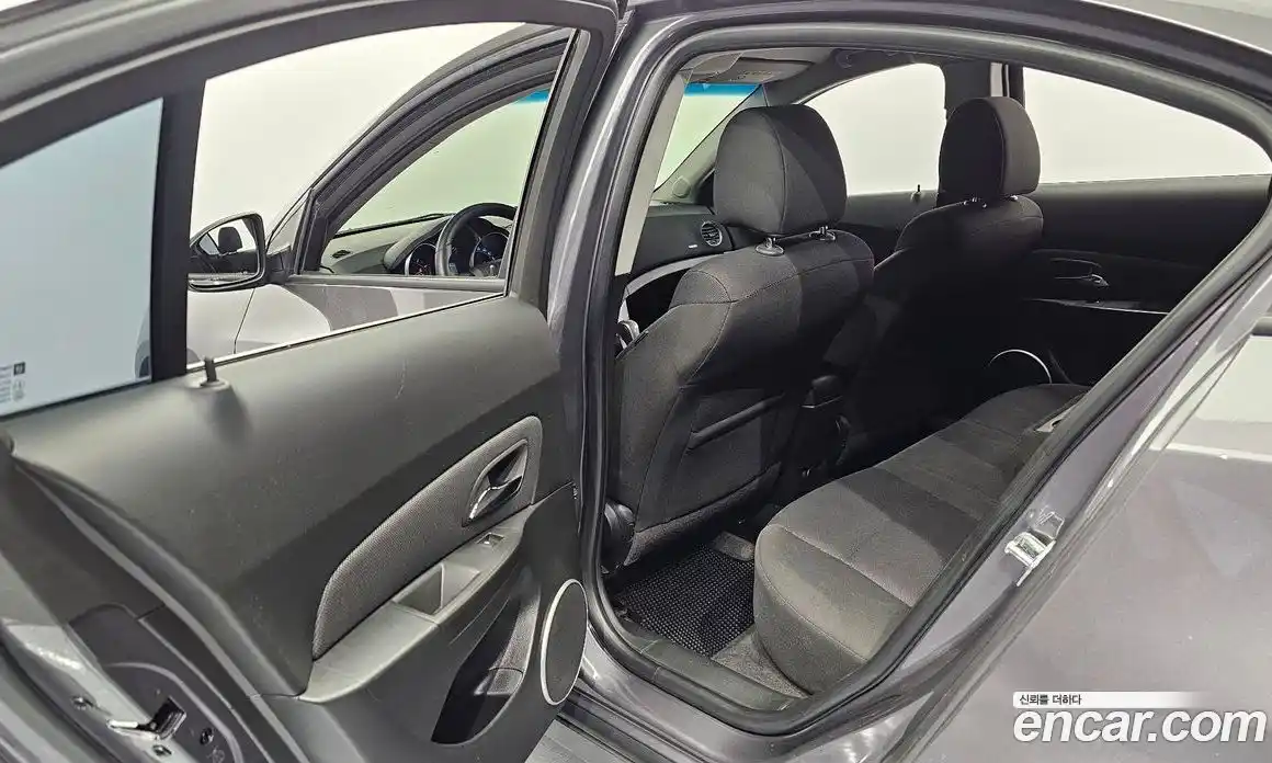 Chevrolet Cruze 2014 1.8 гидро в Москве № 41611, фото 11