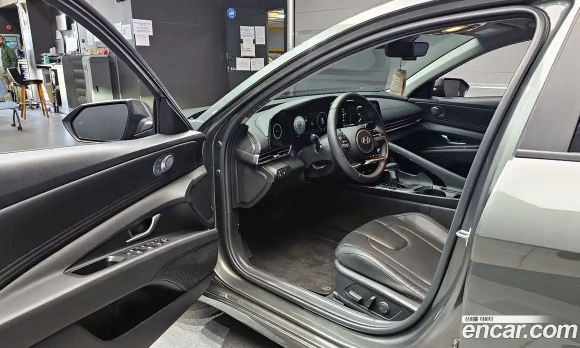 Hyundai Avante 2024 1.6 Автомат в Москве № 854212, фото 11