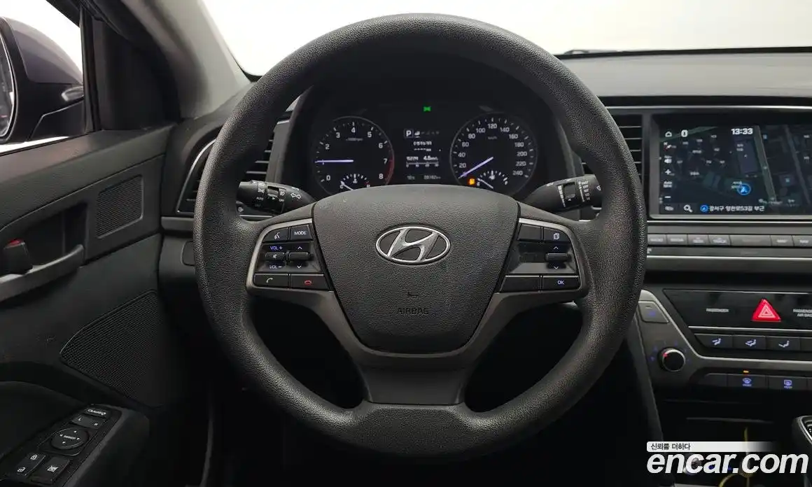 Hyundai Avante 2018 1.6 гидро в Москве № 854411, фото 13