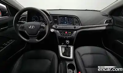 Hyundai Avante 2018 1.6 гидро в Москве № 854411, миниатюра 10