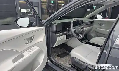 Hyundai Kona 2023 1.6 Автомат в Москве № 854460, миниатюра 11