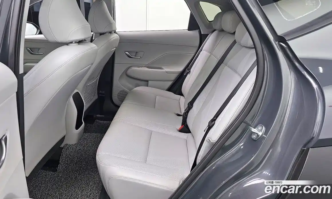 Hyundai Kona 2023 1.6 Автомат в Москве № 854460, фото 13