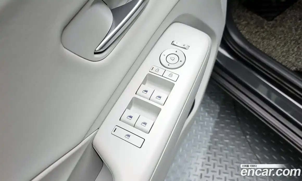 Hyundai Kona 2023 1.6 Автомат в Москве № 854460, фото 18