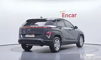 Hyundai Kona 2023 1.6 Автомат в Москве № 854460, миниатюра 2