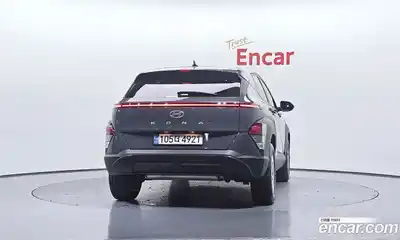 Hyundai Kona 2023 1.6 Автомат в Москве № 854460, миниатюра 4