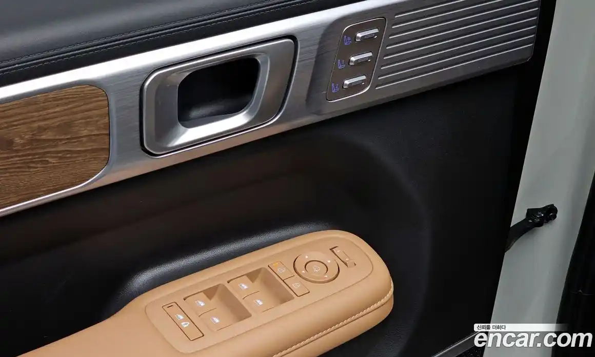 Hyundai Santa Fe 2024 1.6 Автомат в Москве № 854649, фото 17