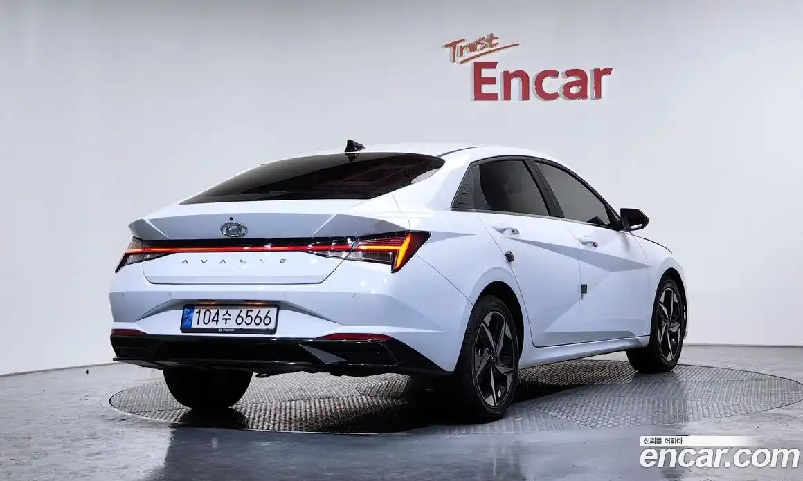 Hyundai Avante 2022 1.6 Автомат в Москве № 854670, фото 1