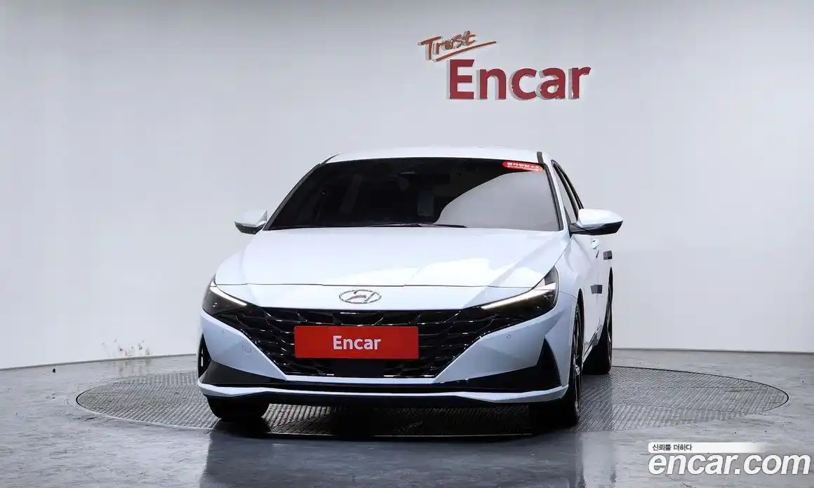 Hyundai Avante 2022 1.6 Автомат в Москве № 854670, фото 2