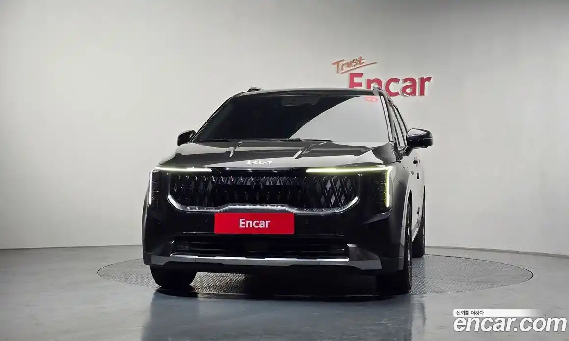 Kia Canival 2025 3.5 Автомат в Москве № 854938, фото 3