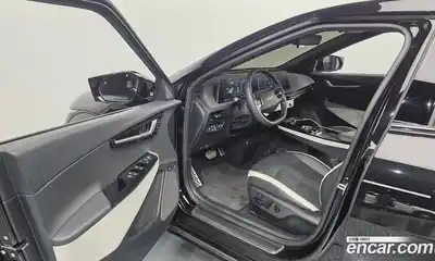 Kia EV6 2023 0.1 Автомат в Москве № 855379, миниатюра 11