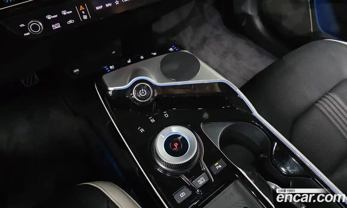 Kia EV6 2023 0.1 Автомат в Москве № 855379, фото 9