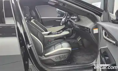 Kia EV6 2023 0.1 Автомат в Москве № 855379, миниатюра 10