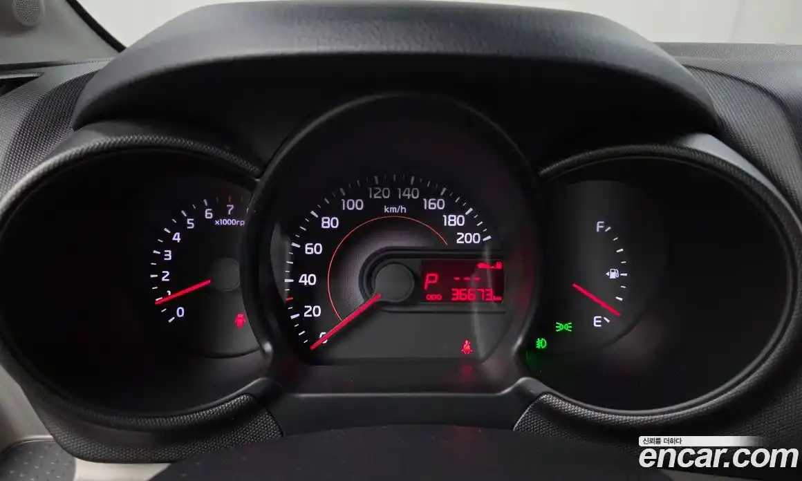 Kia Ray 2019 1.0 Автомат в Москве № 855593, фото 8