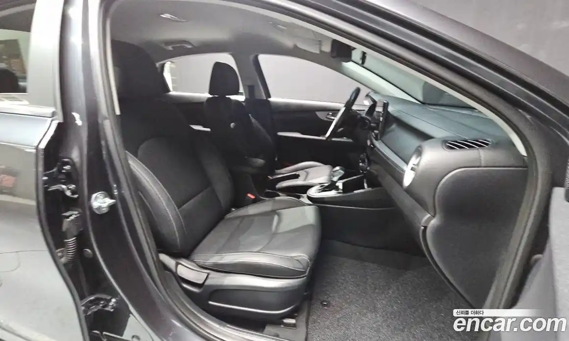 Kia K3 2021 1.6 Автомат в Москве № 855612, фото 11