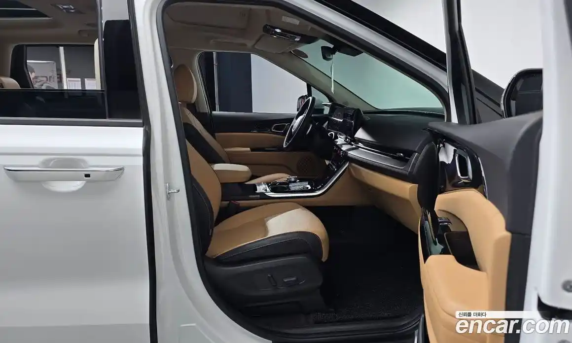 Kia Canival 2023 2.2 Автомат в Москве № 855648, фото 11