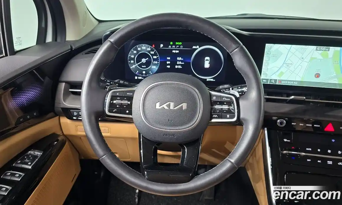 Kia Canival 2023 2.2 Автомат в Москве № 855648, фото 13
