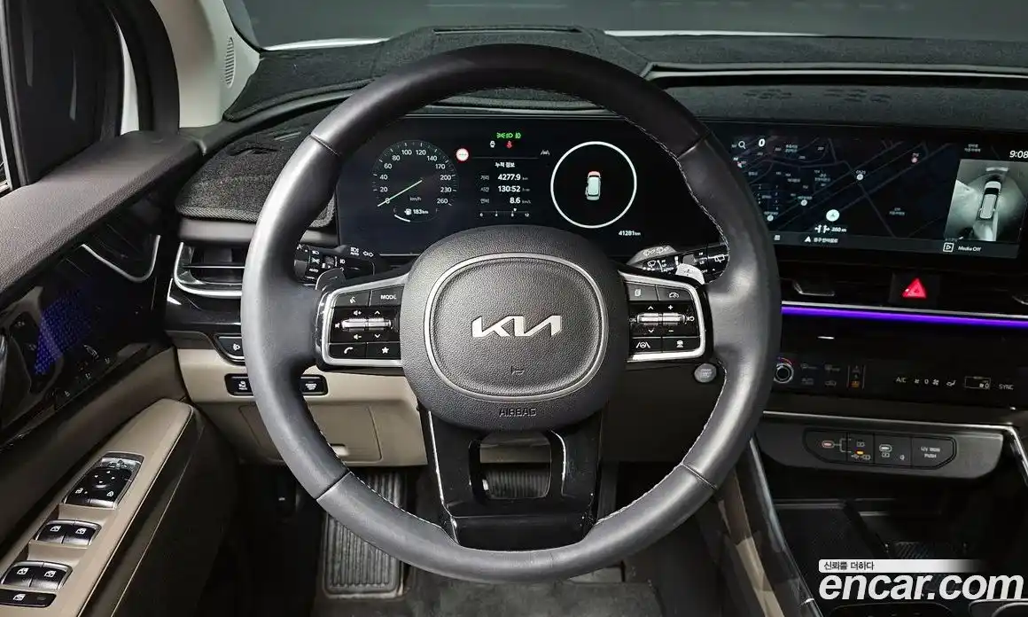 Kia Canival 2024 3.5 Автомат в Москве № 855861, фото 13