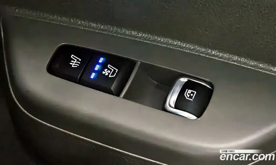 Kia Canival 2024 3.5 Автомат в Москве № 855861, фото 17