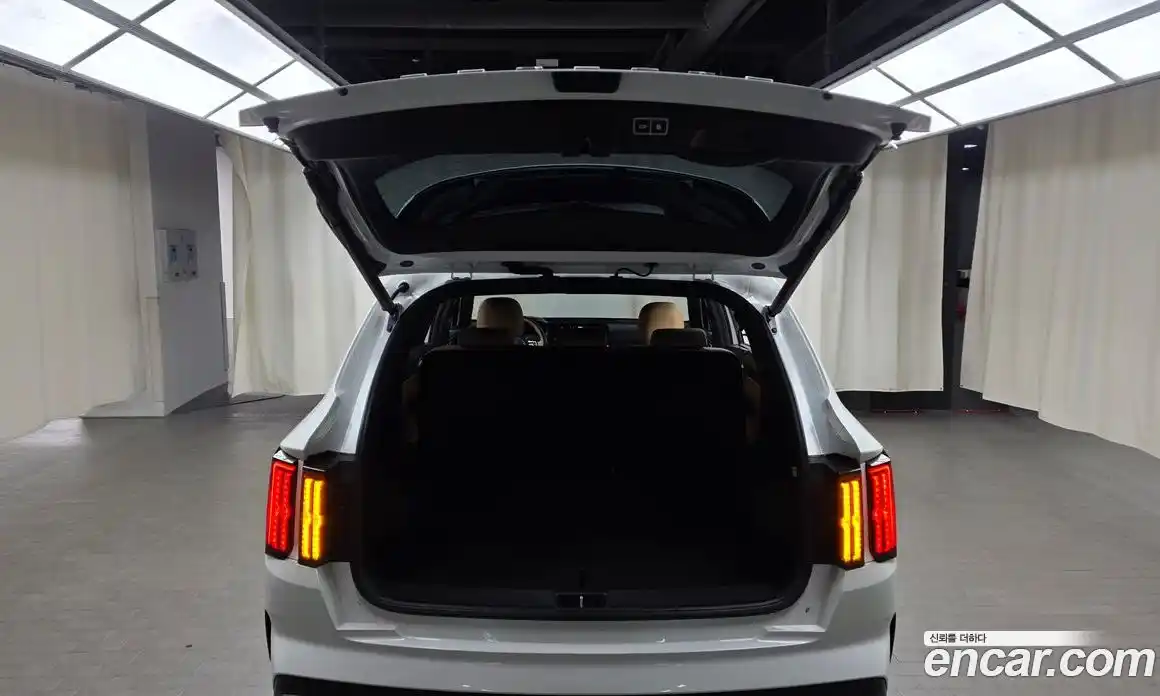 Kia Sorento 2022 1.6 Автомат в Москве № 855870, фото 20