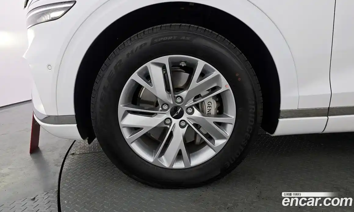 Genesis GV70 2025 2.5 Автомат в Москве № 855910, фото 5