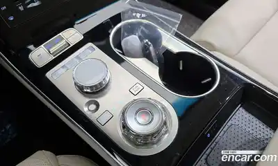 Genesis GV70 2025 2.5 Автомат в Москве № 855910, миниатюра 9