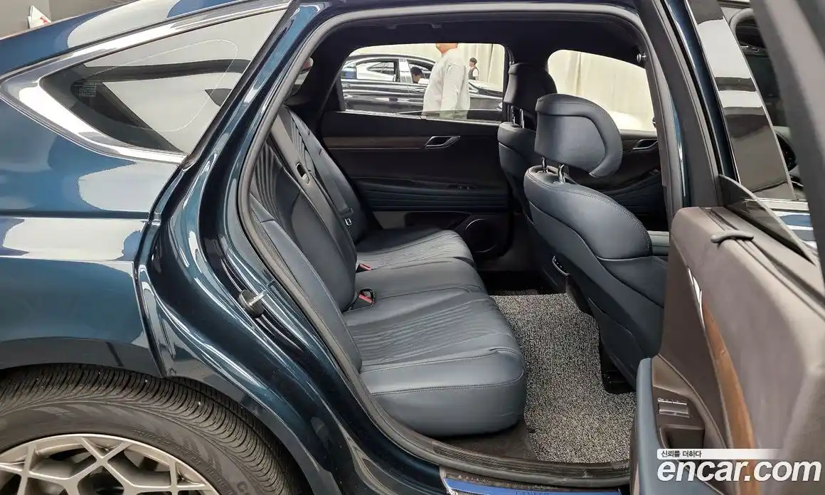 Genesis G80 2022 2.5 Автомат в Москве № 855924, фото 12