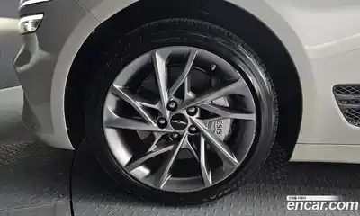 Genesis G70 2023 2.5 Автомат в Москве № 855932, миниатюра 5