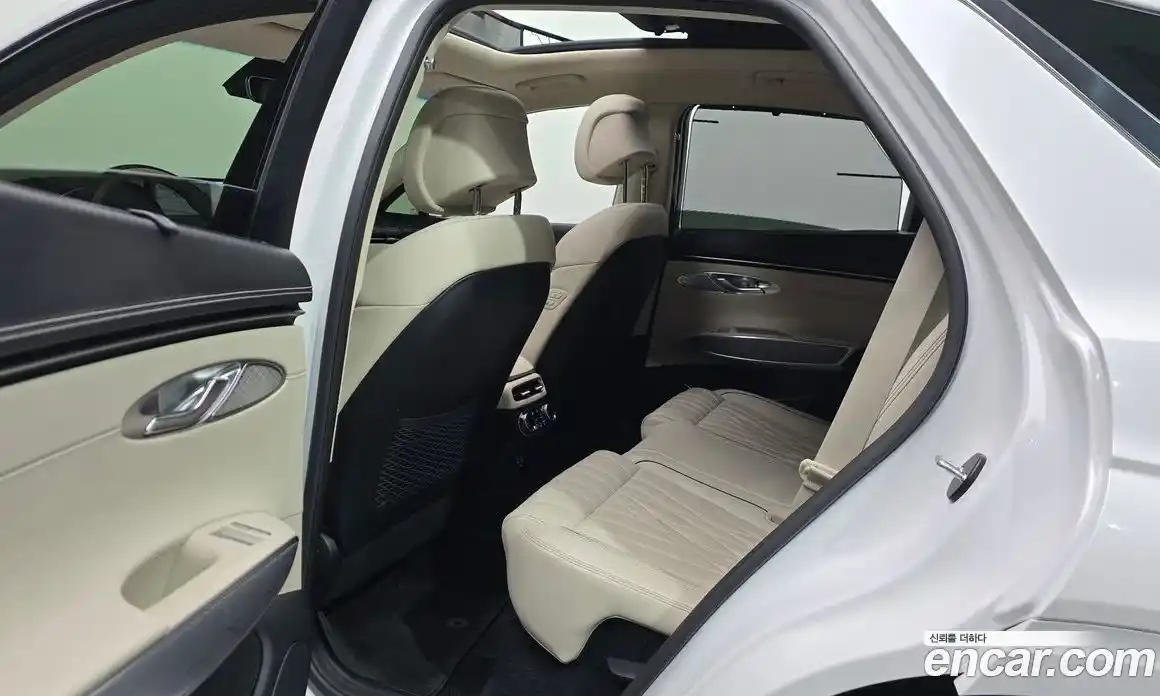 Genesis GV70 2021 2.5 Автомат в Москве № 855991, фото 12