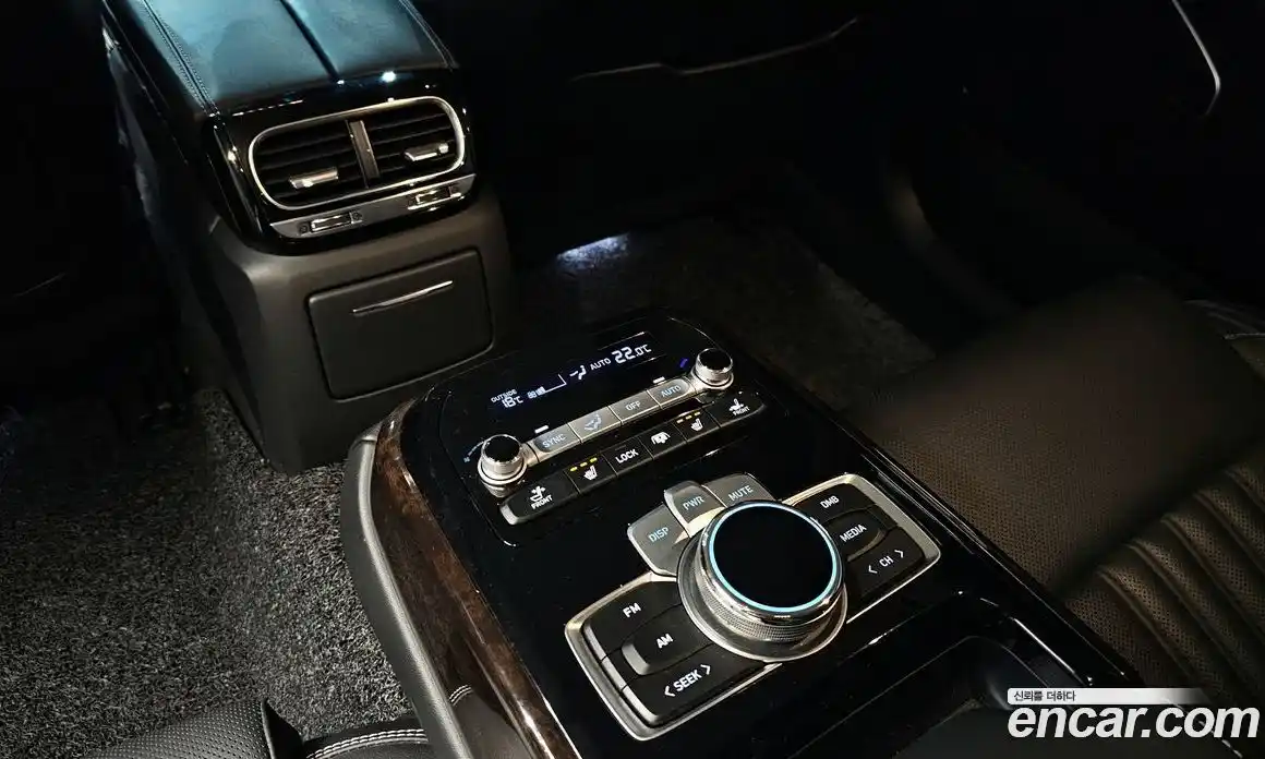 Genesis G90 2020 3.8 Автомат в Москве № 856046, фото 18