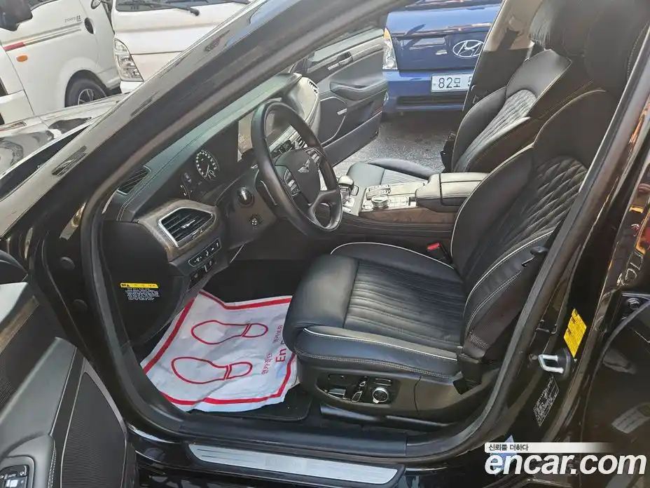 Genesis G90 2019 3.3 Автомат в Москве № 856114, фото 8