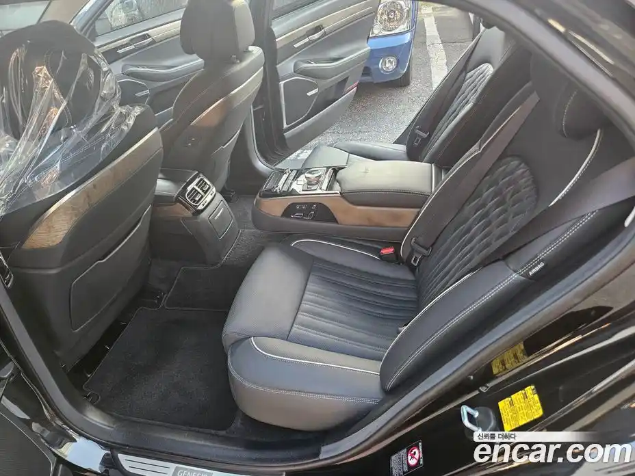 Genesis G90 2019 3.3 Автомат в Москве № 856114, фото 10