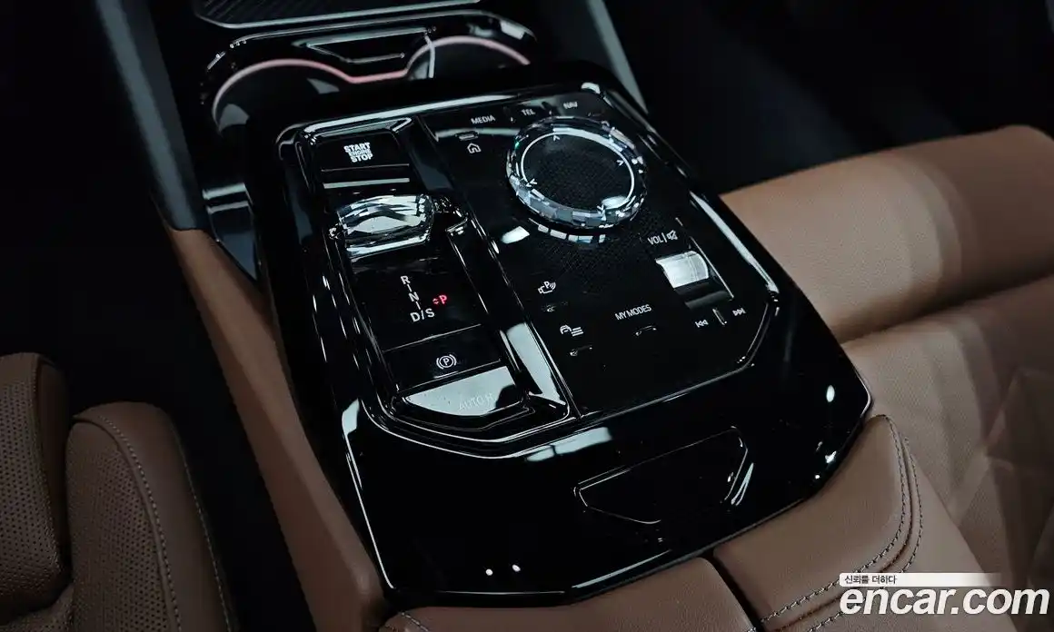 BMW 5-Series 2025 2.0 Автомат в Москве № 856343, фото 9