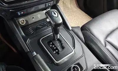 SsangYong Rexton 2019 2.2 Автомат в Москве № 856745, миниатюра 9