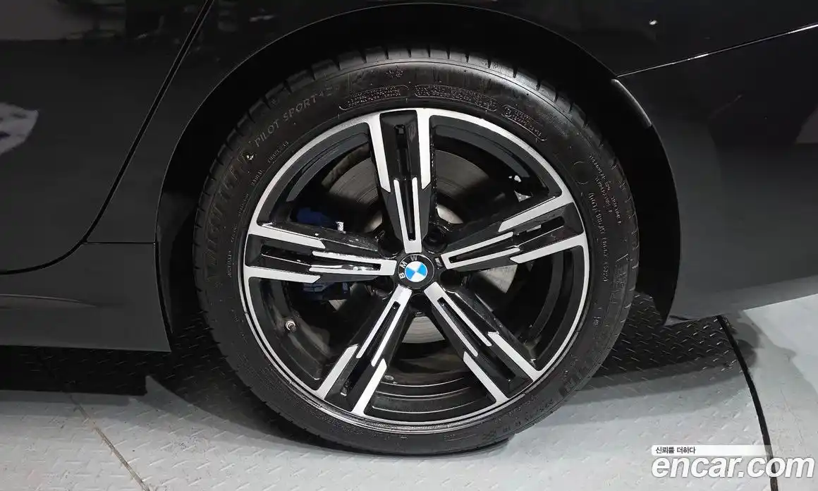 BMW 3-Series 2025 2.0 гидро в Москве № 856842, фото 4