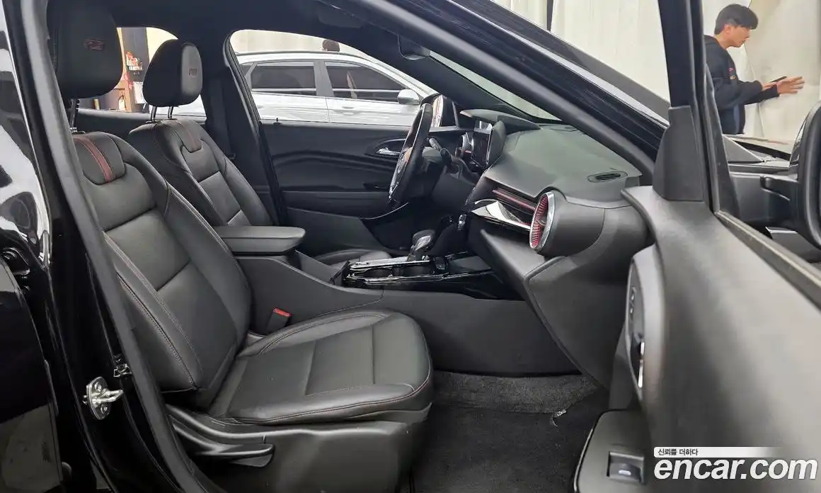 Chevrolet Trax 2024 1.2 гидро в Москве № 857334, фото 11