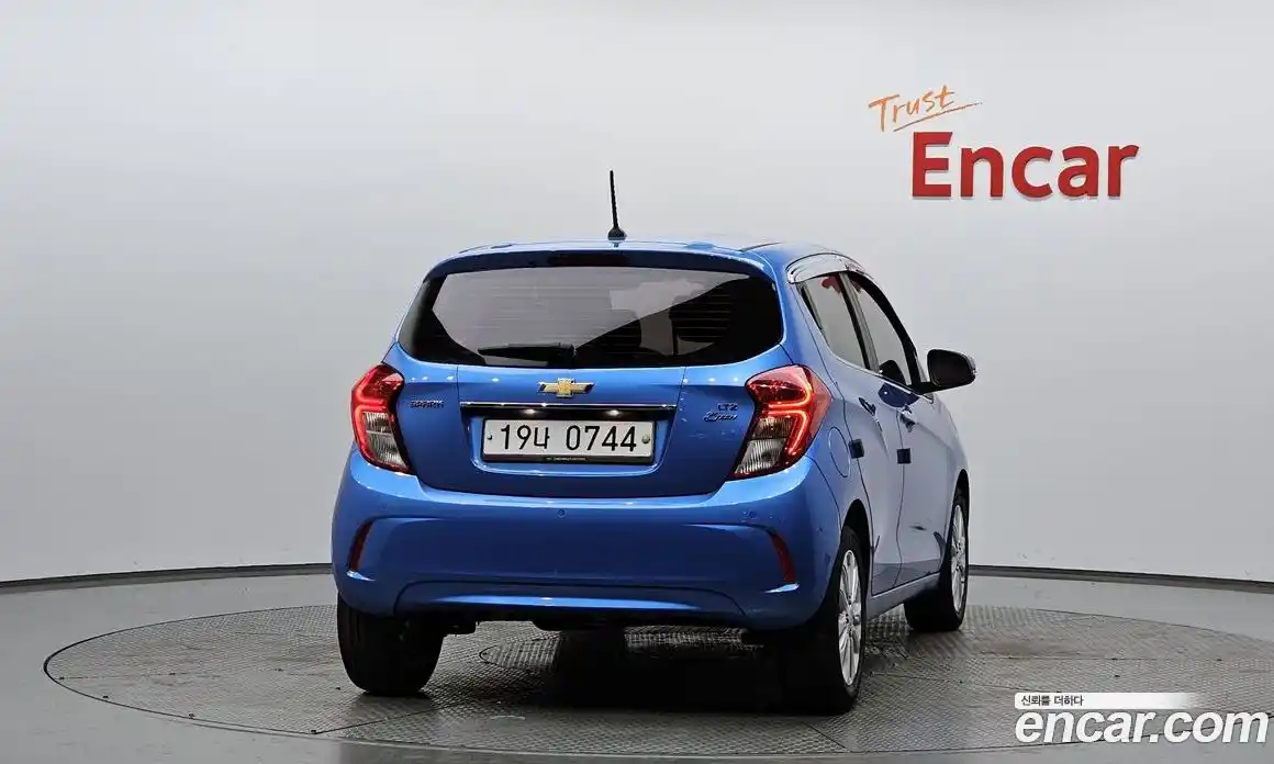 Chevrolet Spark 2016 1.0 Автомат в Москве № 857385, фото 3