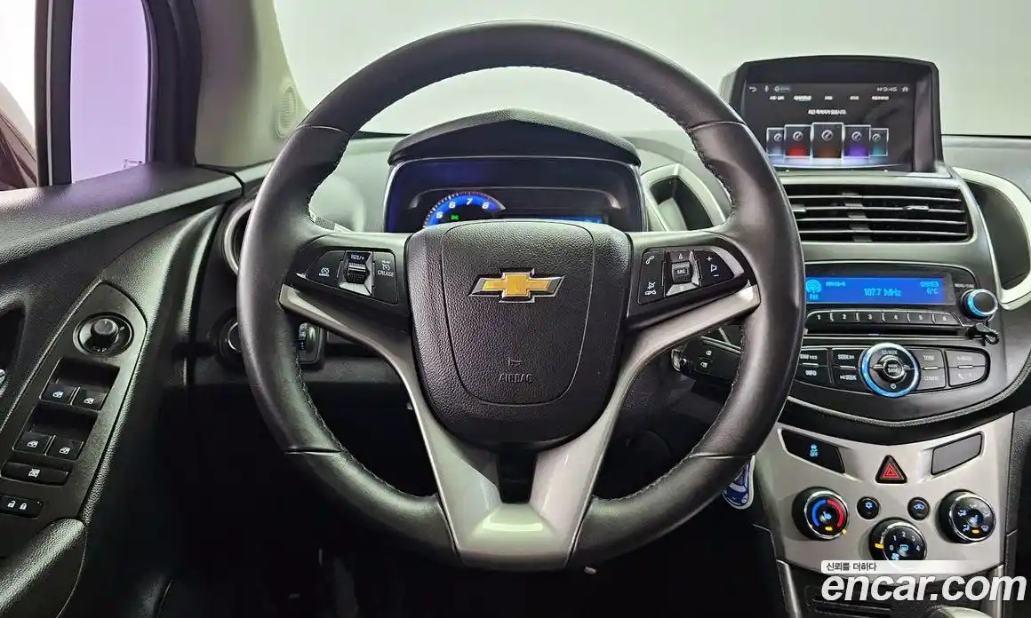 Chevrolet Trax 2015 1.4 Автомат в Москве № 857610, фото 13