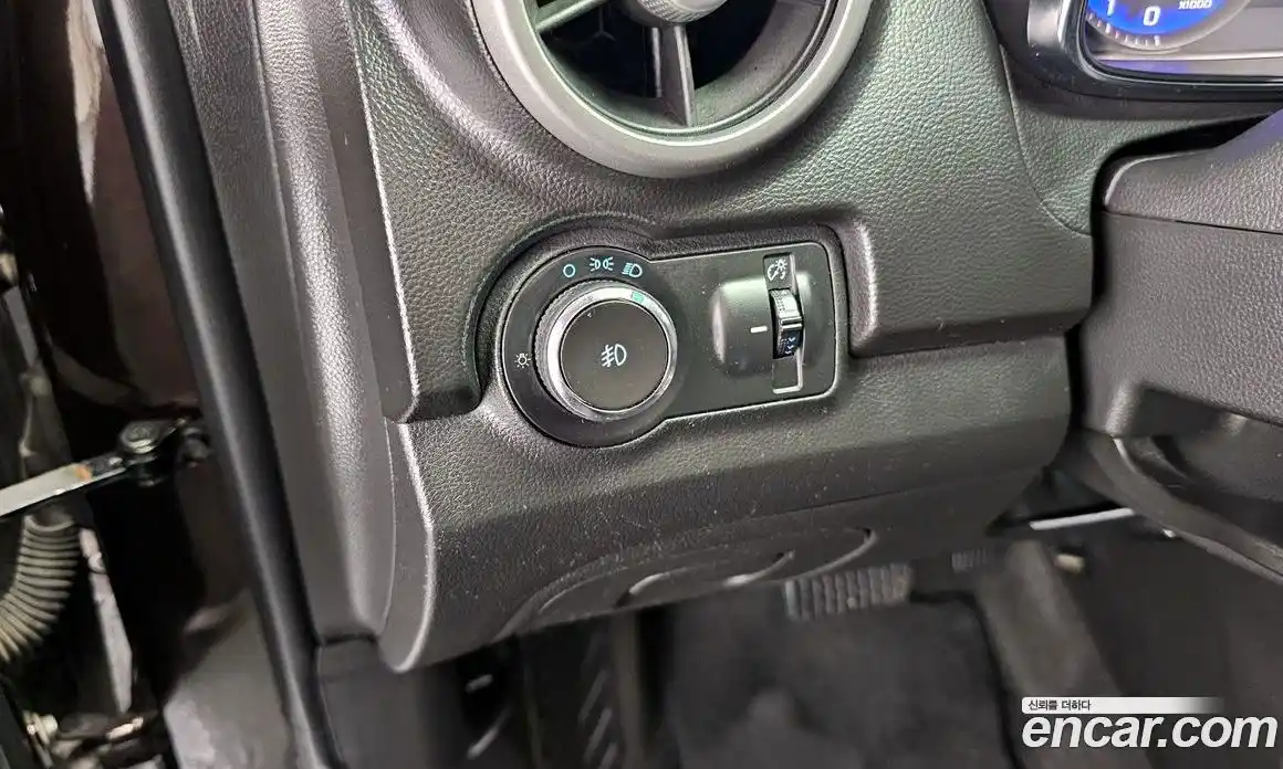 Chevrolet Trax 2015 1.4 Автомат в Москве № 857610, фото 16