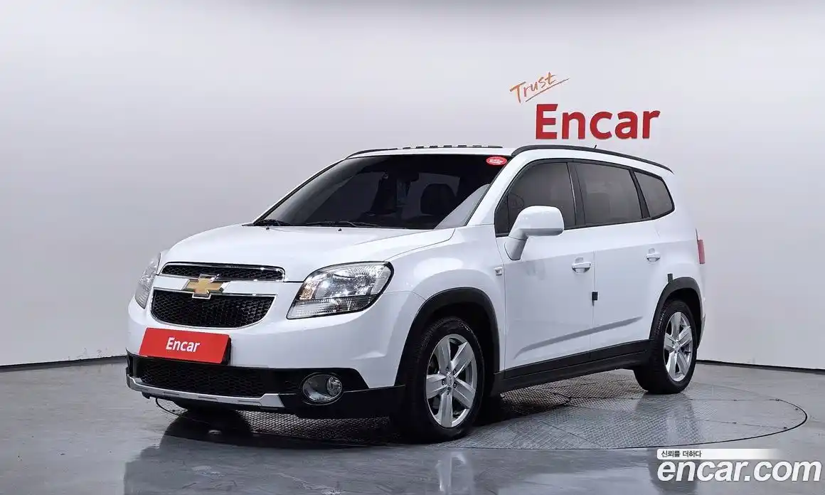 Chevrolet Orlando 2011 2.0 Автомат в Москве № 857634, фото 1