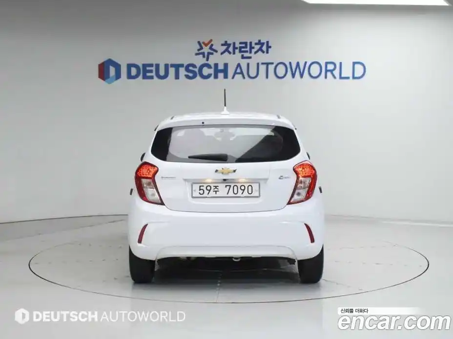 Chevrolet Spark 2018 1.0 Автомат в Москве № 857918, фото 4