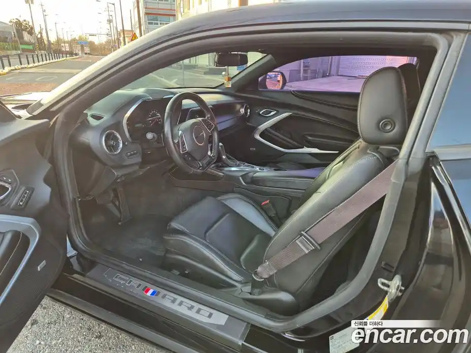 Chevrolet Camaro 2016 6.2 Автомат в Москве № 858054, фото 9