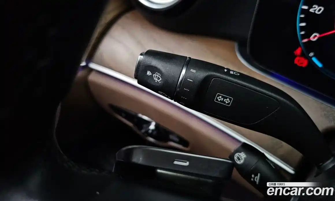 Mercedes-Benz E-Class 2021 1.9 Автомат в Москве № 859105, фото 18