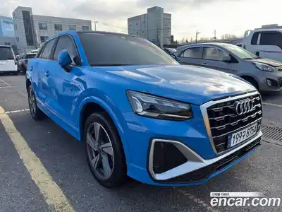 Audi Q2 2023 2.0 Автомат в Москве № 860099, миниатюра 3