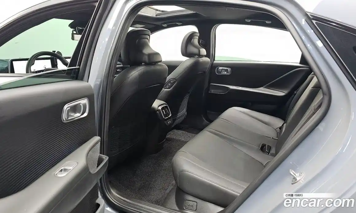 Hyundai Ioniq 6 2023 0.1 Автомат в Москве № 886059, фото 11