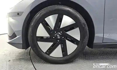 Hyundai Ioniq 6 2023 0.1 Автомат в Москве № 886059, миниатюра 4