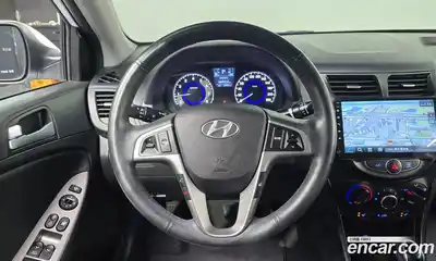 Hyundai Accent 2016 1.4 гидро в Москве № 886130, миниатюра 12